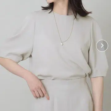 언타이틀 블라우스 상의 베이지 미사용 새상품 사이즈 2