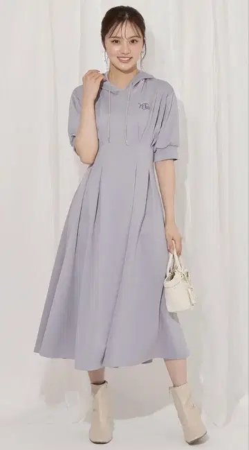 로고 자수 플레어 후드티 원피스 색스 반팔