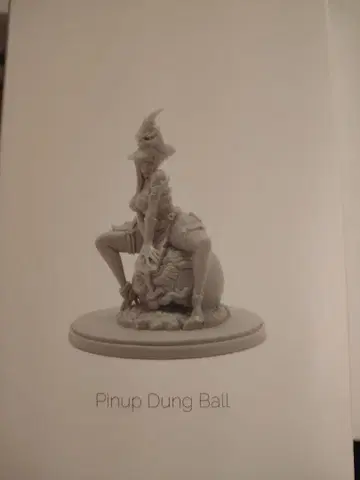 Pinup Dung Ball 피규어