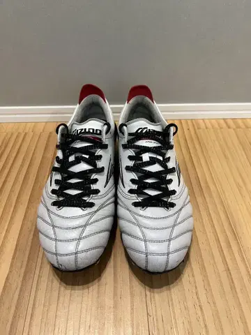 Mizuno Morelia Neo4 화이트/레드 일본제