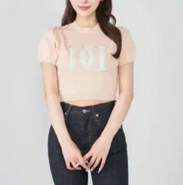 다리치 택 포함 새상품 백 오픈 아플리케 니트탑 PNK 핑크