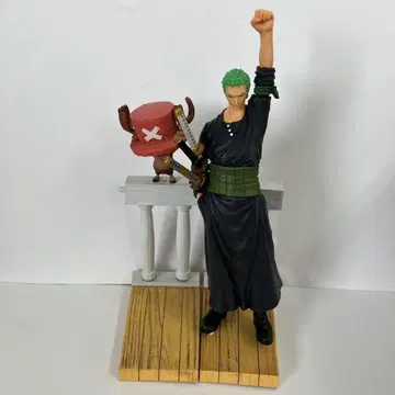 ONEPIECE 드라마틱 쇼케이스 초파 조로 개봉품 2개