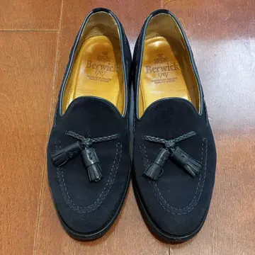 Berwick 1707 네이비 스웨이드 로퍼