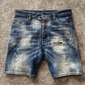 DSQUARED2 데미지 가공 데님 숏 팬츠 42