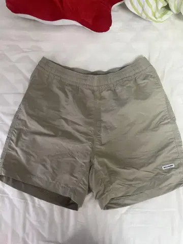 베리 한센 숏 팬츠