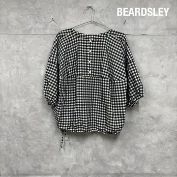 BEARDSLEY 비어즐리 뒷면 버튼 블라우스 정가 20900 N917
