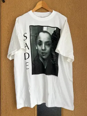 sade 샤데 티셔츠 summer deluxe y2k XL 화이트