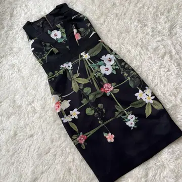 TED BAKER 테드 베이커 꽃무늬 타이트 원피스