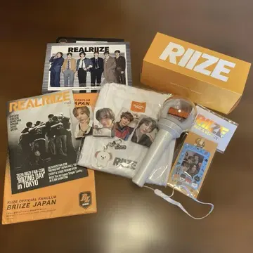 RIIZE 뉴스레터 트레이딩 카드 응원봉 티셔츠 키링