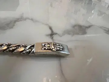 A&G 대거 팔찌