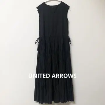 UNITED ARROWS UPCS 랜덤 플리츠 V넥 원피스