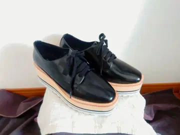 최종 가격 인하 Jeffrey Campbell 샤크 밑창 통굽