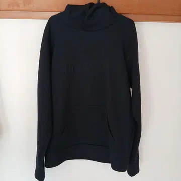 THE NORTH FACE 블랙 엠보싱 로고 후드 부착 후드티