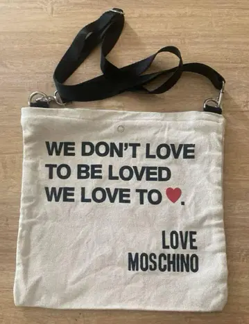 러브 모스키노 백 숄더백 사코슈