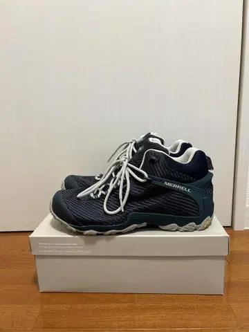 [새상품급] 머렐 카멜레온 7 스톰 미드 고어텍스 27cm