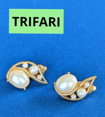 TRIFARI 트리파리 골드 & 펄 리프 귀찌