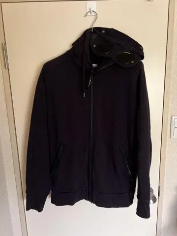 C.P COMPANY ZIP HOODIE GOGGLE
