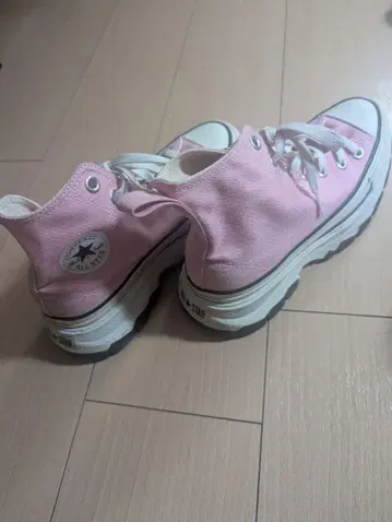 컨버스 통굽 핑크 하이컷 스니커즈