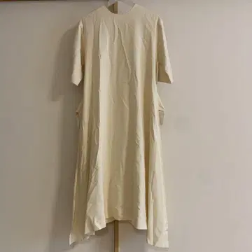 LOW CLASSIC 아이보리 롱 원피스