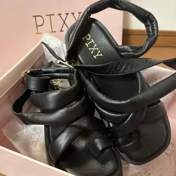 스트랩 샌들