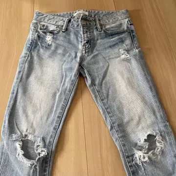 MOUSSY 데미지 스키니 데님 라이트 블루