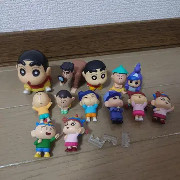 크레용 신짱 피규어 세트