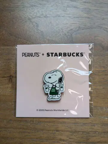 스벅 스누피 핀 배지 미사용 새상품