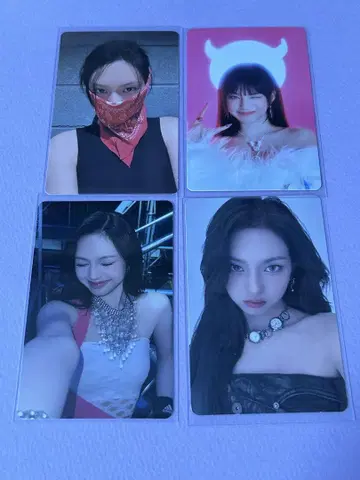 BABYMONSTER 치키타 트레이딩 카드 반다나 파우치 키링