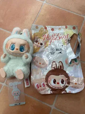 POP MART 앉아서 즐겨보세요 LABUBU 러브부 QUQU