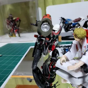 CBX400F