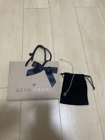 라이온 하트 목걸이