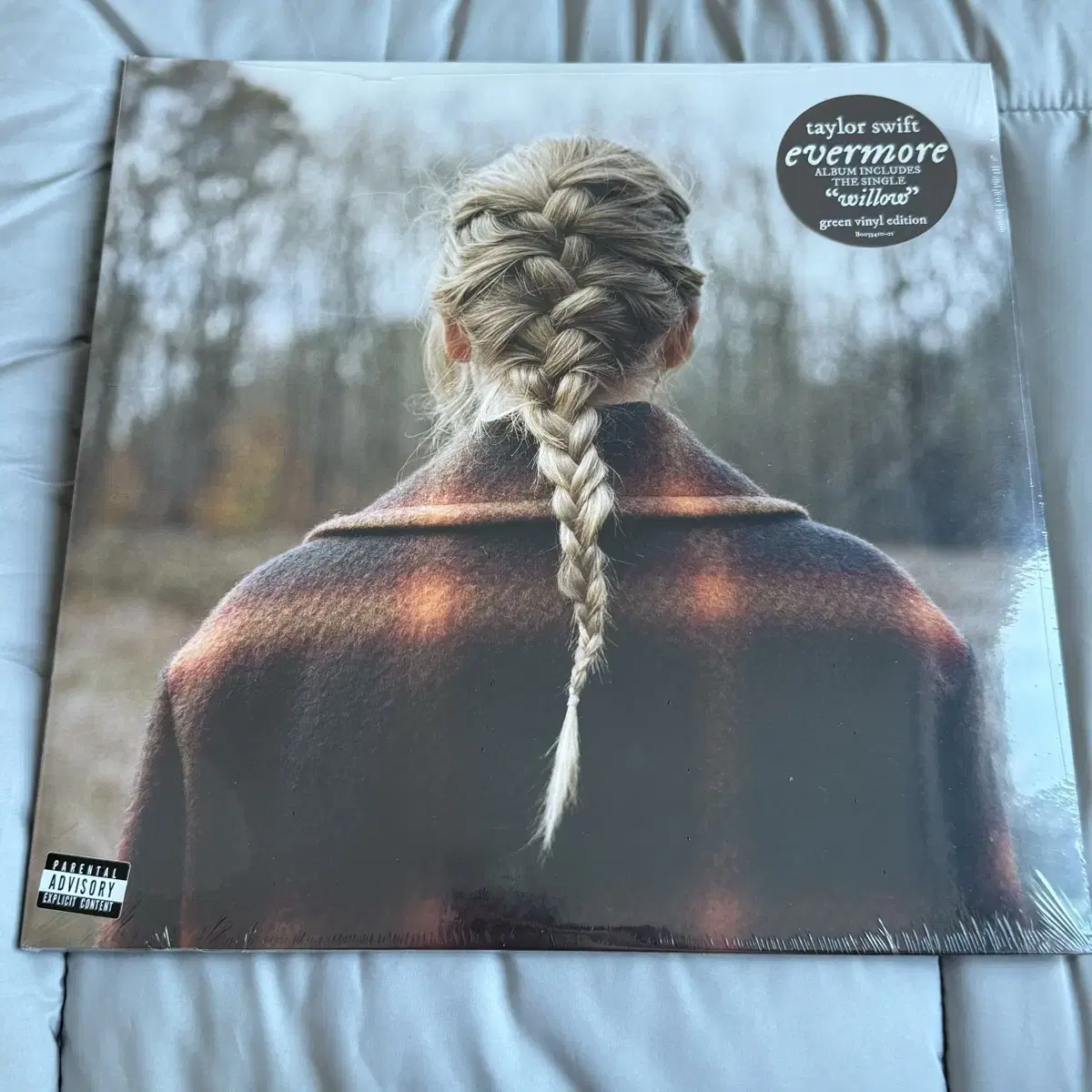 Taylor Swift evermore LP on Bunjang Global Site.