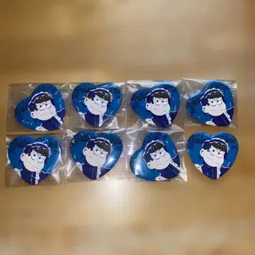 오소마츠 6쌍둥이 저리 메이드 카라마츠 캔뱃지