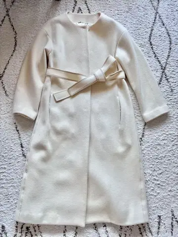 셀포드 코트