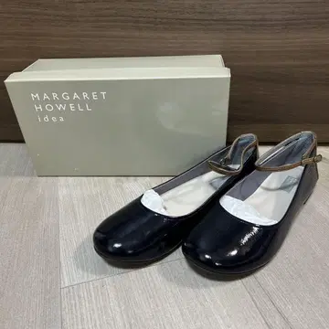 마가렛 호웰 네이비 플랫 슈즈 24.5cm