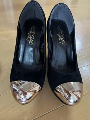 블랙 스웨이드 오픈토 웨지 힐