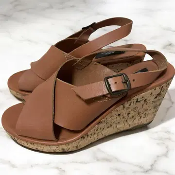 아페쎄 가죽 샌들 23.5 웨지 샌들 밑창 8cm