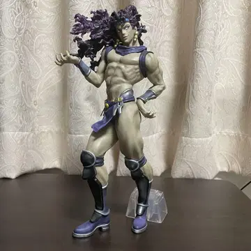 반다이 제일복권 죠죠의 기묘한 모험 카즈 피규어