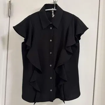 새상품급 띠어리 프릴 블라우스 S