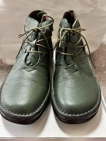 인코르제 신발 23.5cm