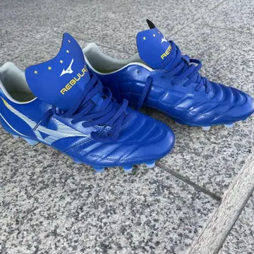 미즈노 REBURA 축구 스파이크