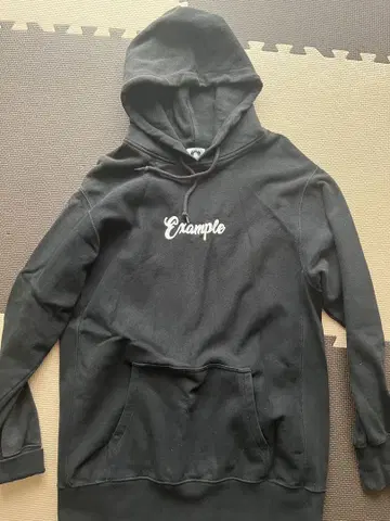 example 후드티