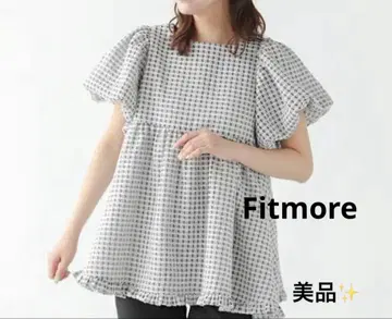 Fit more 스퀘어 넥 체크 탑