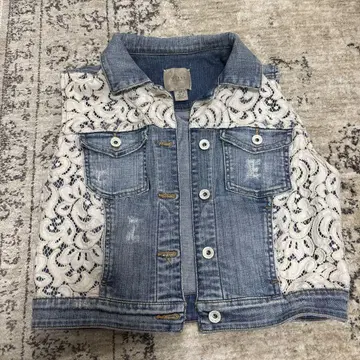 GUESS 슬리브리스 청바지