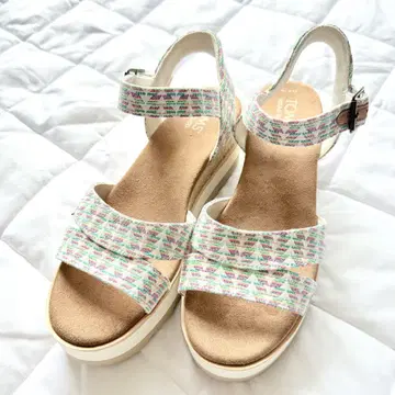 TOMS 샌들 23.5cm 레어 웨지 화이트 미국 스트랩
