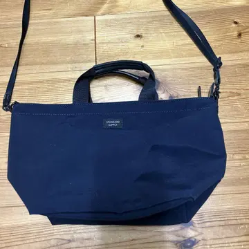 STANDARD SUPPLY 네이비 숄더백