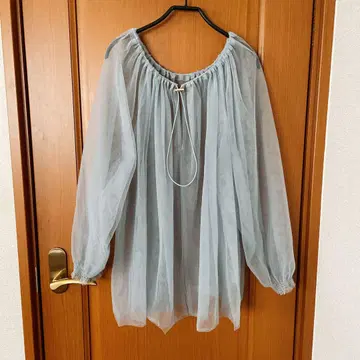 ROCCO 컨디션 최상 튤 TOPS