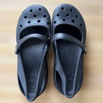크록스 블랙 사보 크로그 샌들 사이즈 7