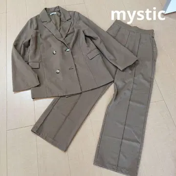 mystic 브라운 셋업