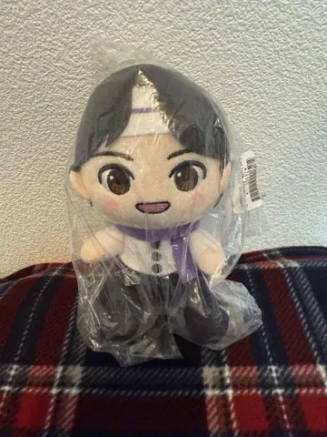TinyTAN JIN 미니 앉은 봉제 인형